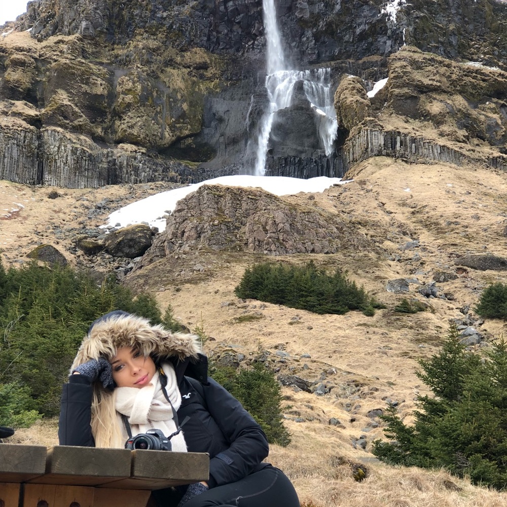 Meet your Posher, Jillian